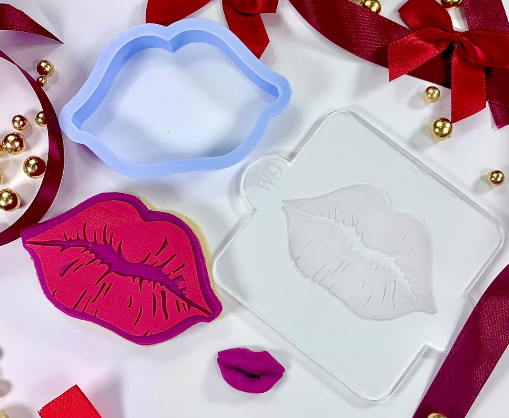 Kissing Lips Embosser and Cookie Cutter Set.