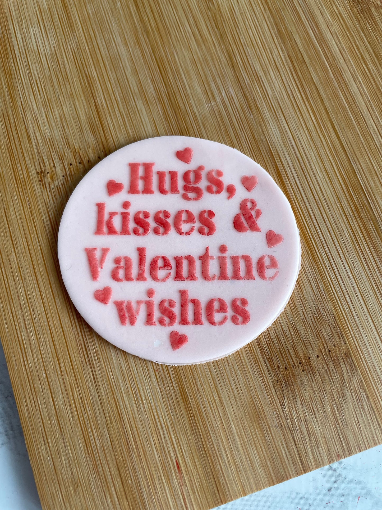 Hugs and Kisses Valentine Wishes Message Stencil