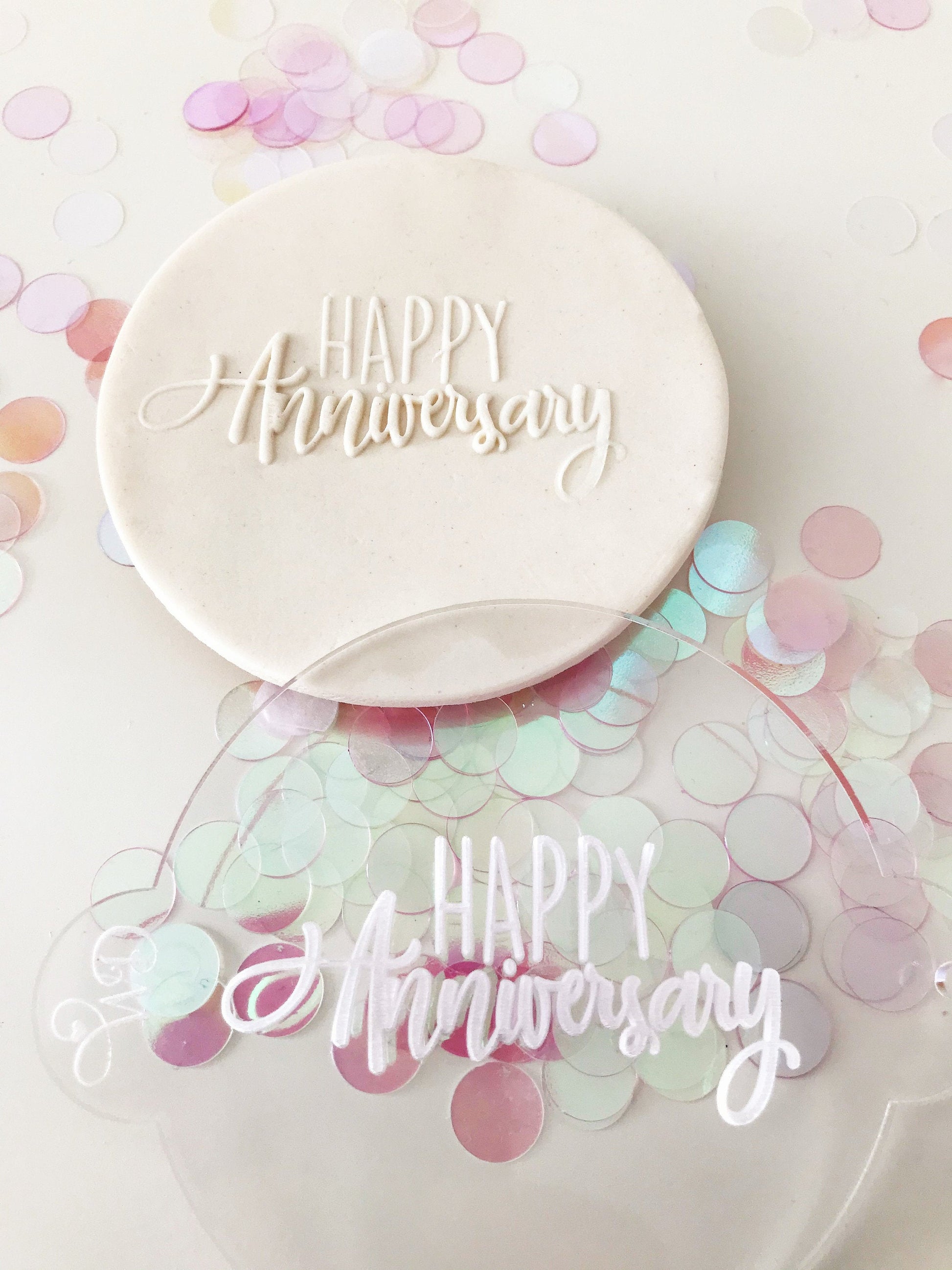 Happy Anniversary Embosser. Style 1.