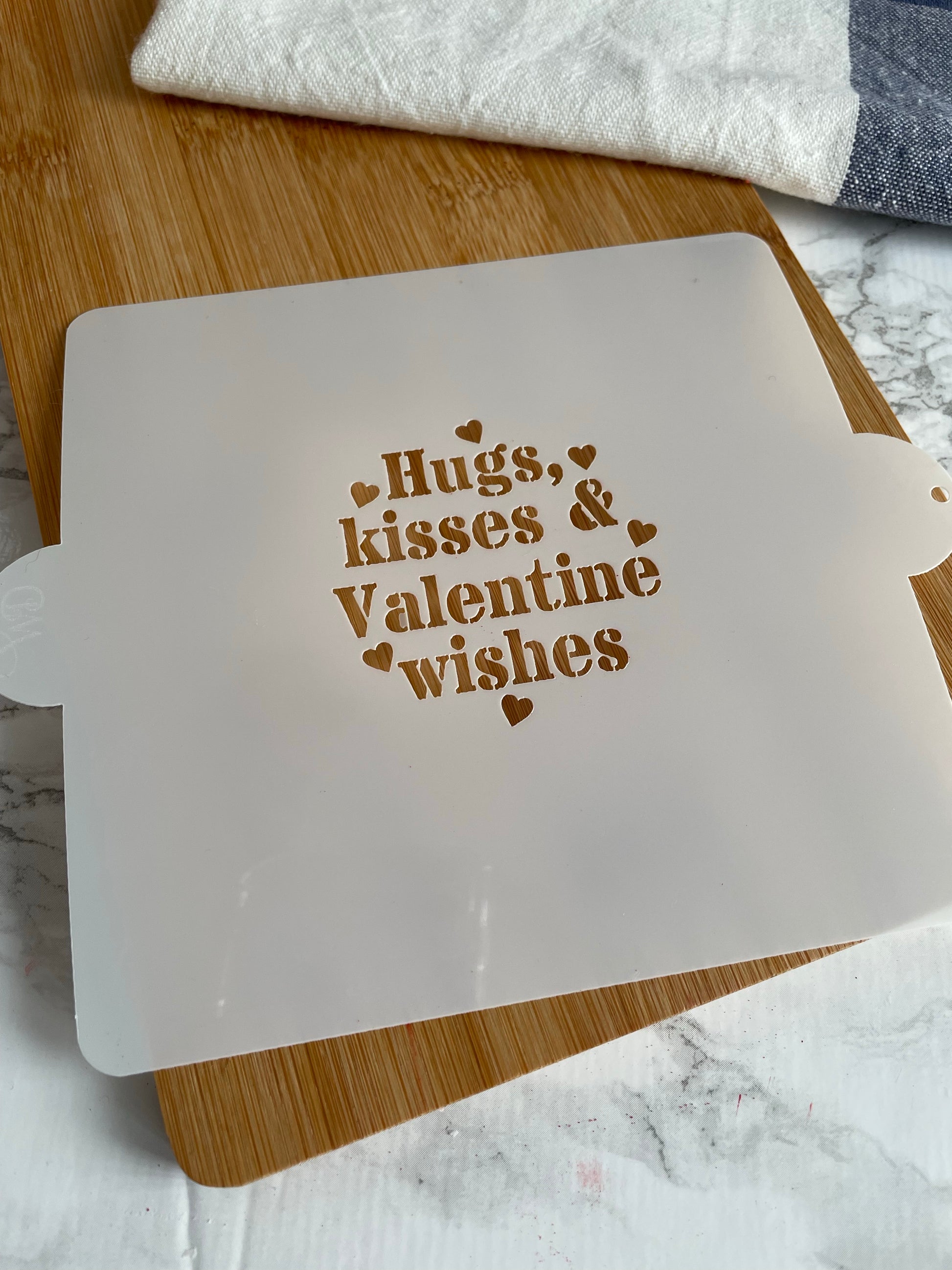 Hugs and Kisses Valentine Wishes Message Stencil